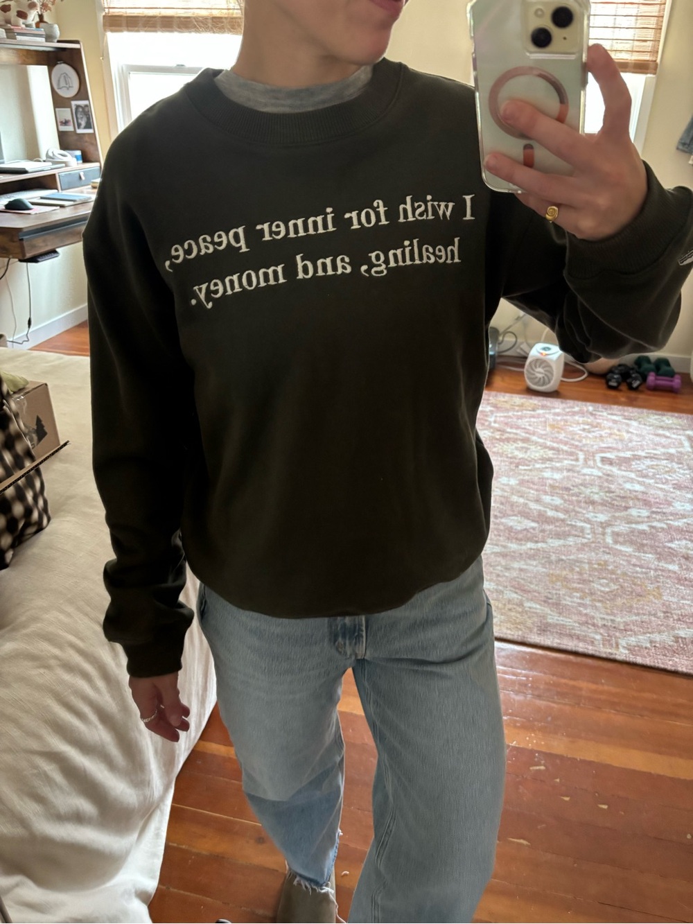 Lazy cake crew neck